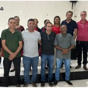 Servidores reafirmam confiança e reelegem diretoria do SINDSEPUC!